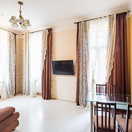 Leogrand Apartments On Doroshenka Street 1 Lviv Extérieur photo
