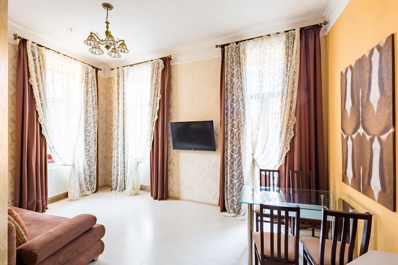 Leogrand Apartments On Doroshenka Street 1 Lviv Extérieur photo