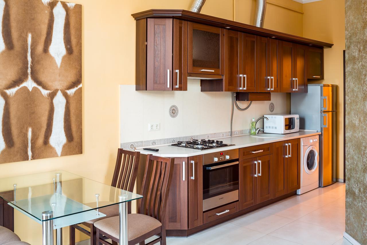 Leogrand Apartments On Doroshenka Street 1 Lviv Extérieur photo